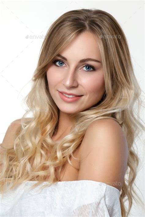 blondes babes|500,000+ Free Beautiful Blonde Woman & Woman Images